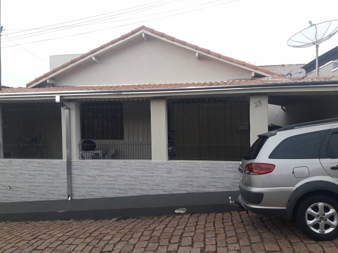 #COD 002 - Casa para Venda em Piraju - SP